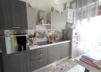 Cucina - Casa indipendente via Varese
 
5, Laveno-Mombello - foto 9