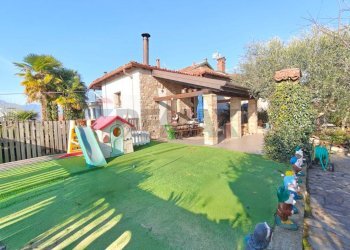 Casa all\'aperto - Casa indipendente via Reno
 
2, Laveno-Mombello - foto 2