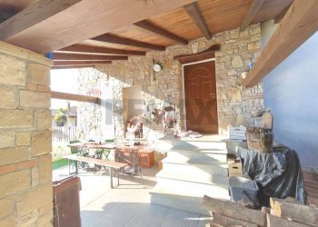 Scale - Casa indipendente via Reno
 
2, Laveno-Mombello - foto 5