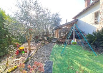 Giardino - Casa indipendente via Reno
 
2, Laveno-Mombello - foto 22