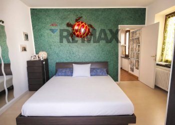 Camera / camera da letto - Independent house via Reno
 
2, Laveno-Mombello - photo 20