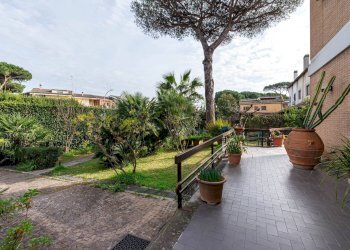 Giardino - Casa semi indipendente Via Alcmane, Roma - foto 19