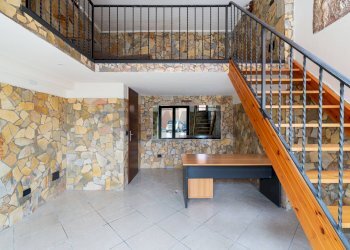 Scale - Commercial Premises VIALE VINCENZO FEDERICI
 
21, Monterotondo - photo 3