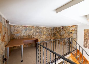 Scale - Commercial Premises VIALE VINCENZO FEDERICI
 
21, Monterotondo - photo 15