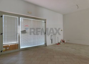 Stanza vuota - Locale Commerciale Matera - foto 3