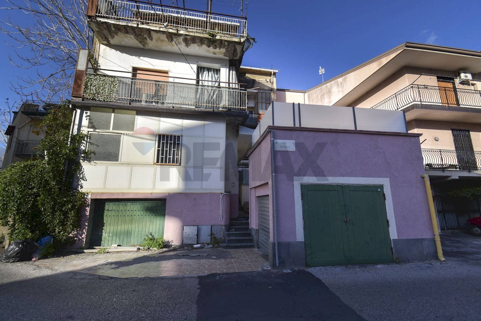 Edificio all\'aperto - Semi-detached house Via Belsito
 
14, Misterbianco - photo 2