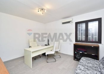 Ufficio - Casa semi indipendente Via Belsito
 
14, Misterbianco - foto 16