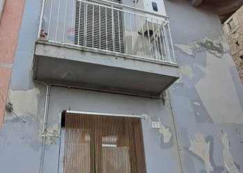 Edificio all\'aperto - Casa indipendente Via Santa Maria
 
47, Castiglione di Sicilia - foto 1