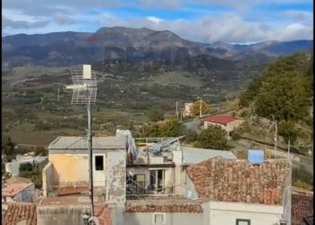 Edificio all\'aperto - Casa indipendente Via Santa Maria
 
47, Castiglione di Sicilia - foto 5