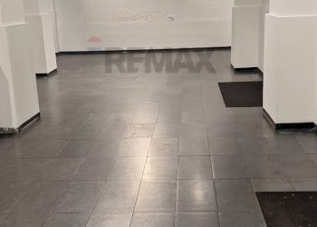 Stanza vuota - Locale Commerciale Piazza Turi Ferro
 
1/2/3, Catania - foto 6