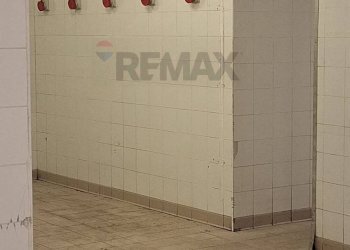 Stanza vuota - Locale Commerciale Piazza Turi Ferro
 
1/2/3, Catania - foto 9