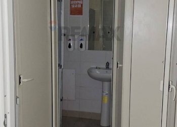 Hall / corridoio - Locale Commerciale Piazza Turi Ferro
 
1/2/3, Catania - foto 13