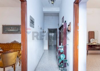 Hall / corridoio - Casa indipendente via Tevere
 
32, Comiso - foto 2