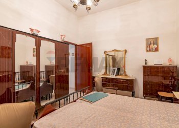 Camera / camera da letto - Casa indipendente via Tevere
 
32, Comiso - foto 8