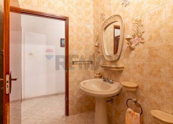 Bagno - Casa indipendente via Tevere
 
32, Comiso - foto 14