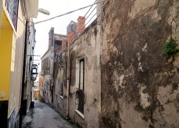 Edificio all\'aperto - Casa indipendente Via Toscano
 
2, Acireale - foto 6