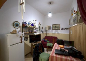 Sala da pranzo - Casa indipendente Via San Barnaba
 
25, Catania - foto 4