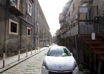 Edificio all\'aperto - Casa indipendente Via San Barnaba
 
25, Catania - foto 20