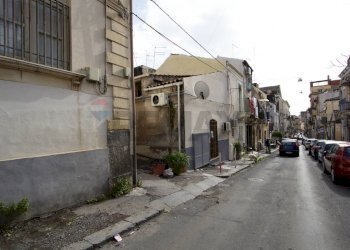 Edificio all\'aperto - Casa indipendente Via San Barnaba
 
25, Catania - foto 23