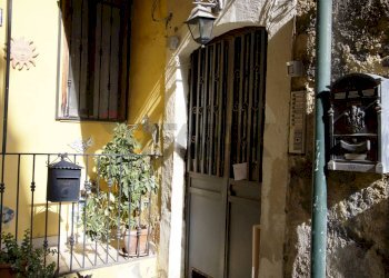 Balcone - Casa indipendente Via San Barnaba
 
25, Catania - foto 25