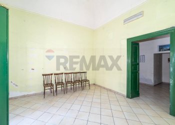 Stanza vuota - Locale Commerciale via roma
 
99, Belpasso - foto 10