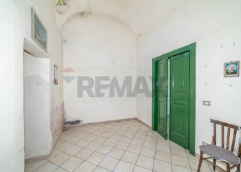 Stanza vuota - Locale Commerciale via roma
 
99, Belpasso - foto 13