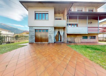 Casa all\'aperto - Villa Via V. Bachelet
 
8, Camaiore - foto 1