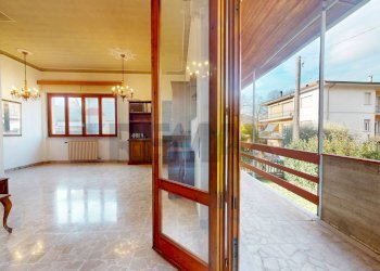 Stanza vuota - Villa Via V. Bachelet
 
8, Camaiore - foto 27