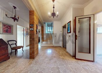 Hall / corridoio - Villa Via V. Bachelet
 
8, Camaiore - foto 35