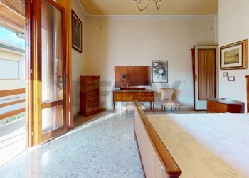 Camera / camera da letto - Villa Via V. Bachelet
 
8, Camaiore - foto 40