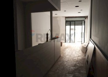 Hall / corridoio - Locale Commerciale Anzio - foto 3