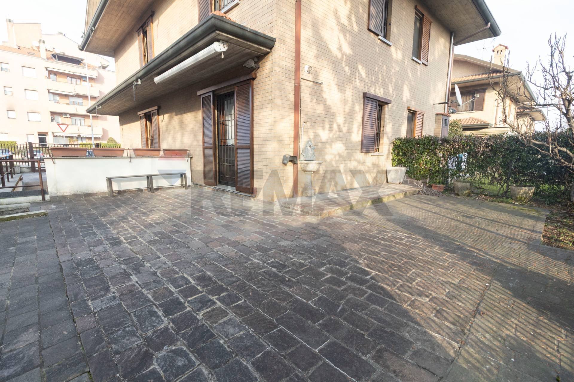 Esterno - Villa Via Monsignor Castelli
 
17, Desio - foto 3