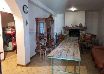 Sala da pranzo - Villa via del frutteto, Adrano - foto 4