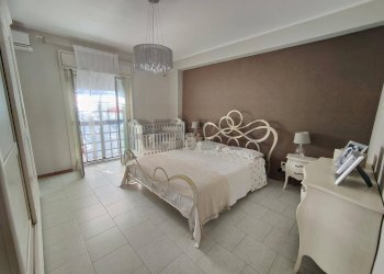 Camera / camera da letto - Quadrilocale VIA ETNA
 
32, Camporotondo Etneo - foto 6