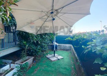 Giardino - Quadrilocale VIA ETNA
 
32, Camporotondo Etneo - foto 11