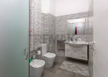 Bagno - Appartamento Viale Mario Rapisardi, Catania - foto 16