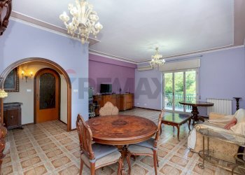 Sala da pranzo - Appartamento via ballo
 
8, Catania - foto 7