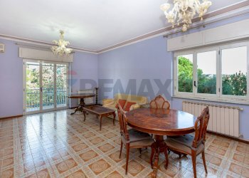 Sala da pranzo - Appartamento via ballo
 
8, Catania - foto 8