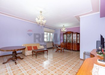 Soggiorno - Appartamento via ballo
 
8, Catania - foto 9