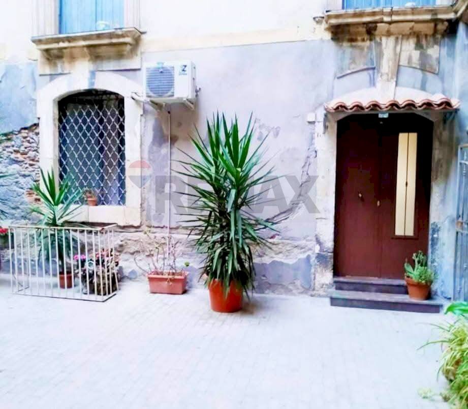 Casa all\'aperto - Loft Via Garibaldi
 
170, Catania - foto 2