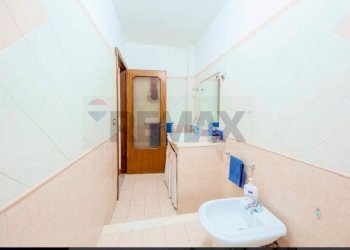 Bagno - Appartamento Via Olivio sozzi, Catania - foto 32