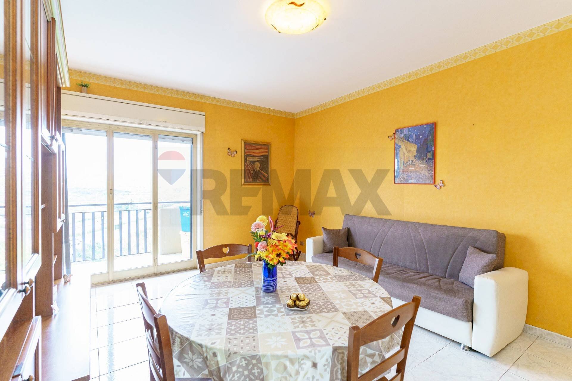 Sala da pranzo - Quadrilocale via palermo
 
615, Catania - foto 2