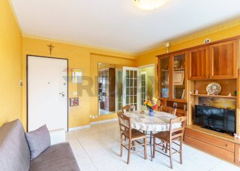 Sala da pranzo - Quadrilocale via palermo
 
615, Catania - foto 5