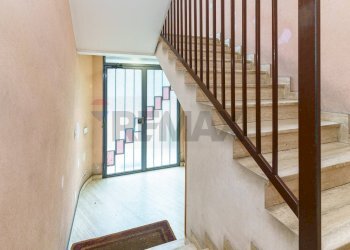 Scale - Quadrilocale via palermo
 
615, Catania - foto 34