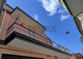 Edificio all\'aperto - Casa indipendente VIA  FABIO FILZI
 
8, Paterno - foto 2