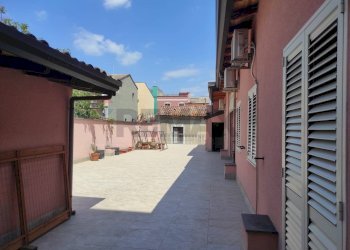 Terrazza - Casa indipendente VIA  FABIO FILZI
 
8, Paterno - foto 11