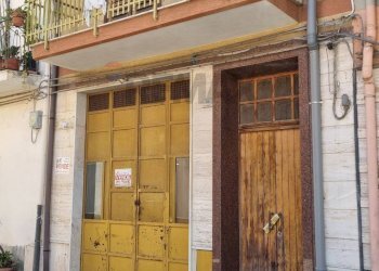 Edificio all\'aperto - Trilocale Via Giardinelli
 
56, Scordia - foto 2