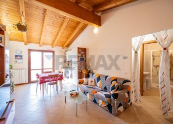 Sala da pranzo - Bilocale Via Manzoni
 
129, Casalmaggiore - foto 3