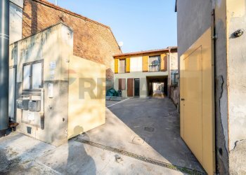 Edificio all\'aperto - Bilocale Via Manzoni
 
129, Casalmaggiore - foto 19