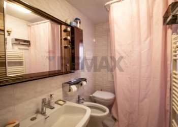 Piano terra - bagno con doccia - Independent house Via Livorno
 
9, Mira - photo 42